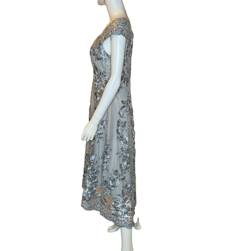 Quiz Gray Embroidered Scallop Neck Dip Hem Dress US 8 UK 12 NWT Org $170 - Picture 3 of 10